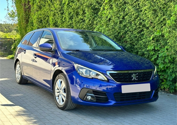 Peugeot 308 cena 36500 przebieg: 135000, rok produkcji 2018 z Ostrzeszów małe 92